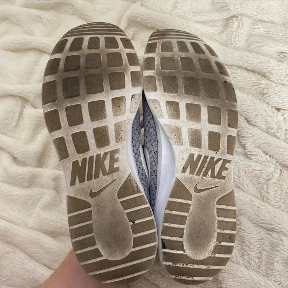Nike Roshe grey women's sneakers